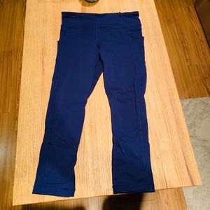 Never worn navy lululemon leggings size 6